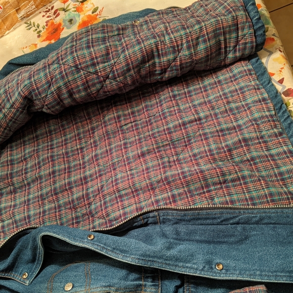 Ellabee Jean Jacket - Picture 5 of 6